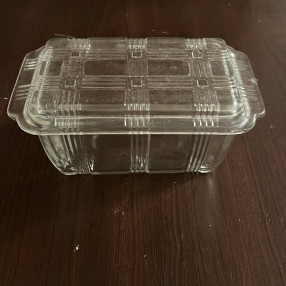 Hazel Atlas Crisscross Ribbed Clear Glass Butter Dish Refrigerator Dish - Picture 4 of 4